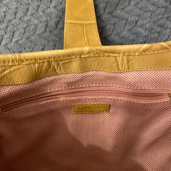 Dooney and Bourke Pocketbook - Picture 6 of 8